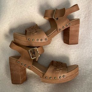 KORK-EASE sandals with wooden heel